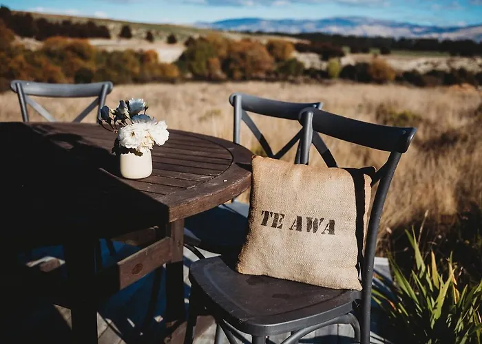 Te Awa Riverside Retreat