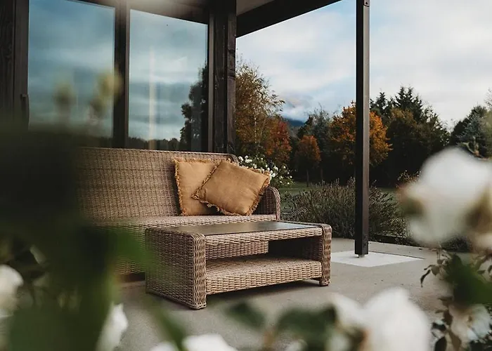 Te Awa Riverside Retreat Villa Wanaka
